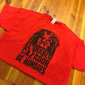 Predator graphic tshirt